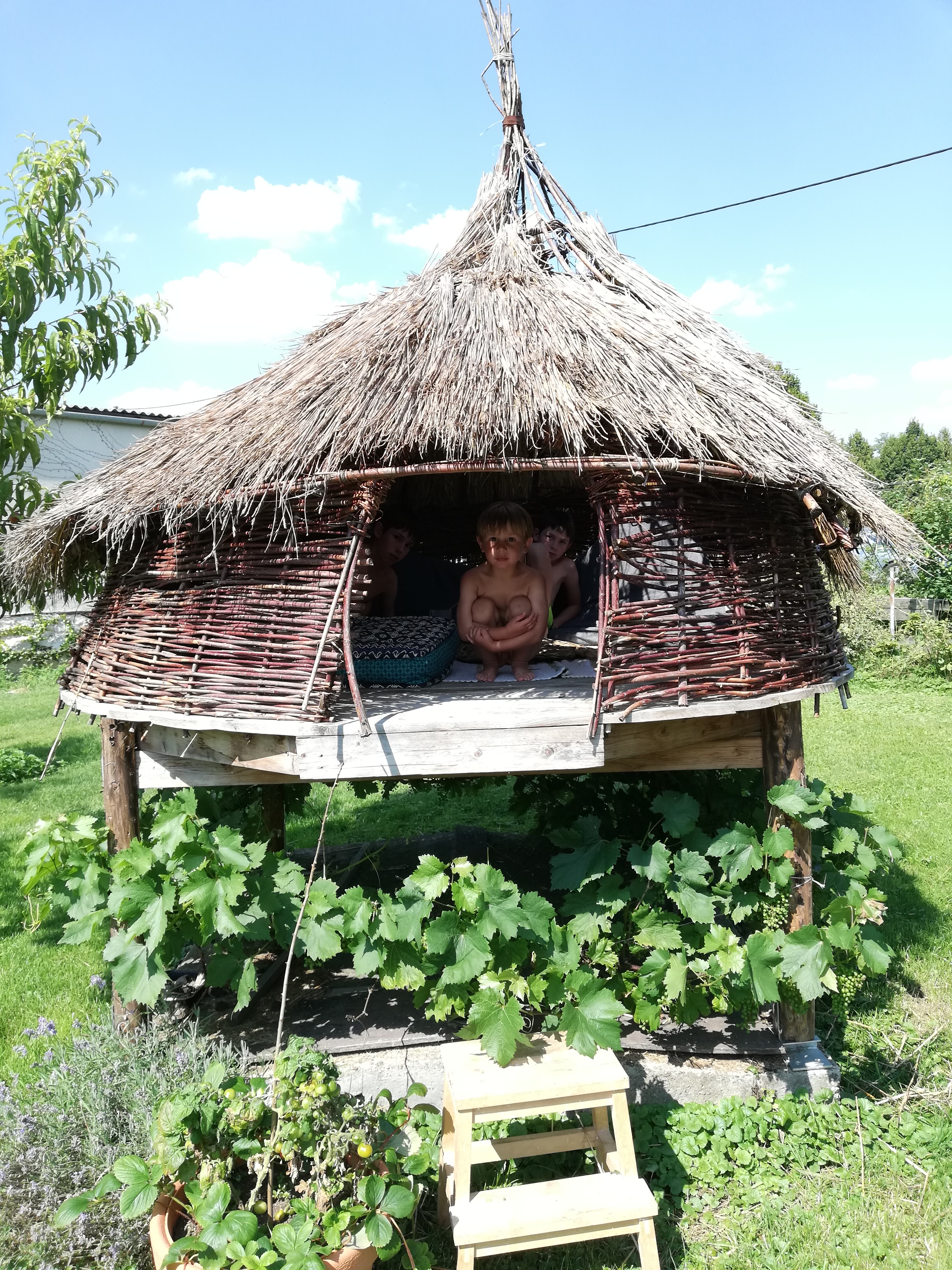 Proutěný domek
