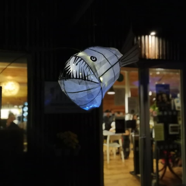 Výroba lampionů a světelných luceren