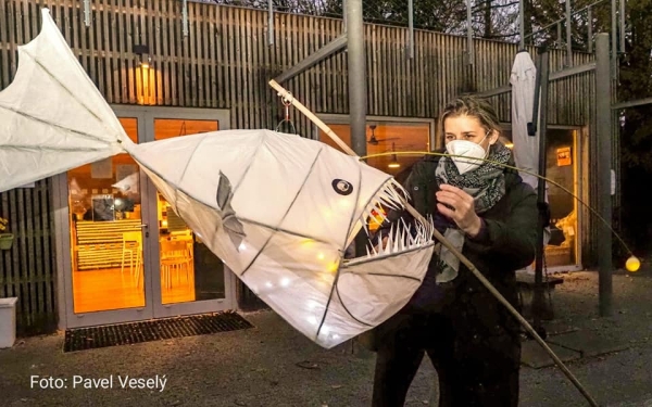 Výroba lampionů a světelných luceren